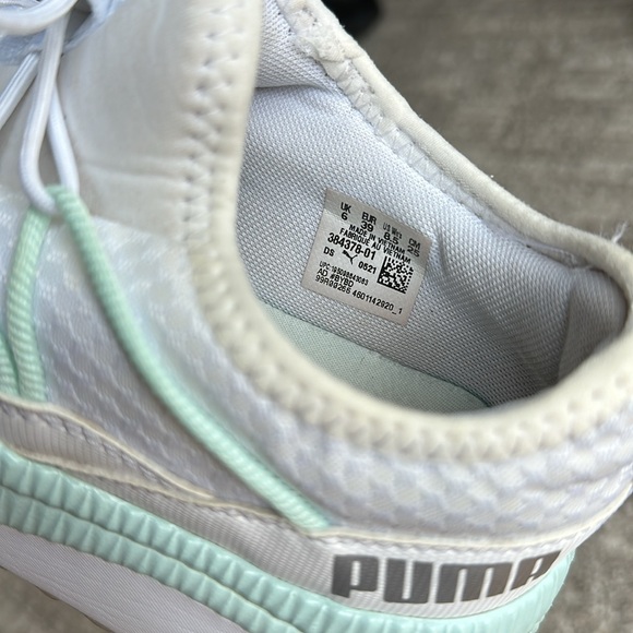 Puma athletic shoes - Picture 8 of 10